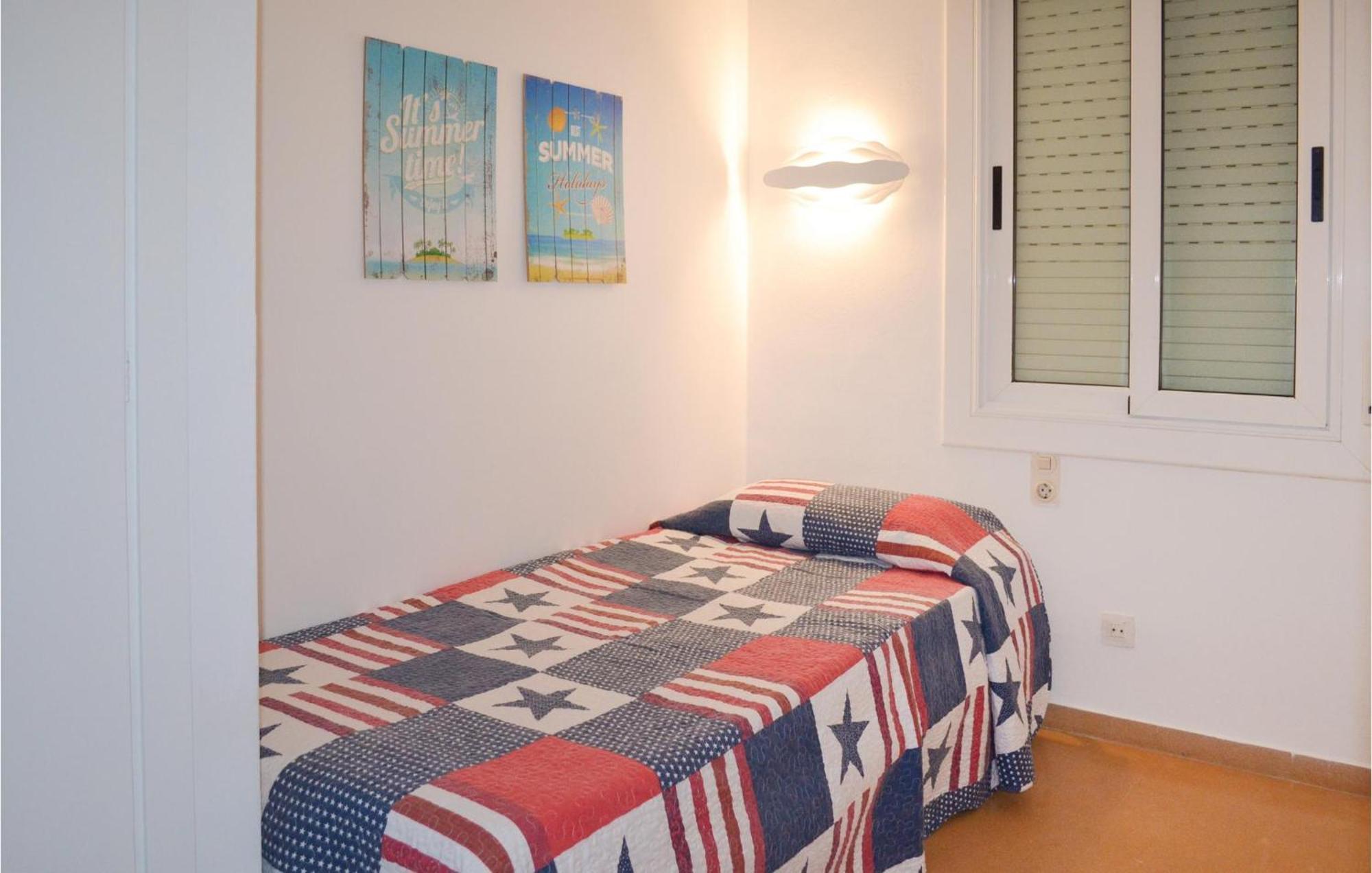 3 Bedroom Beautiful Apartment In Льорет-де-Мар Экстерьер фото